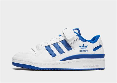 adidas Originals Forum Triple Low sneakers in white and blue